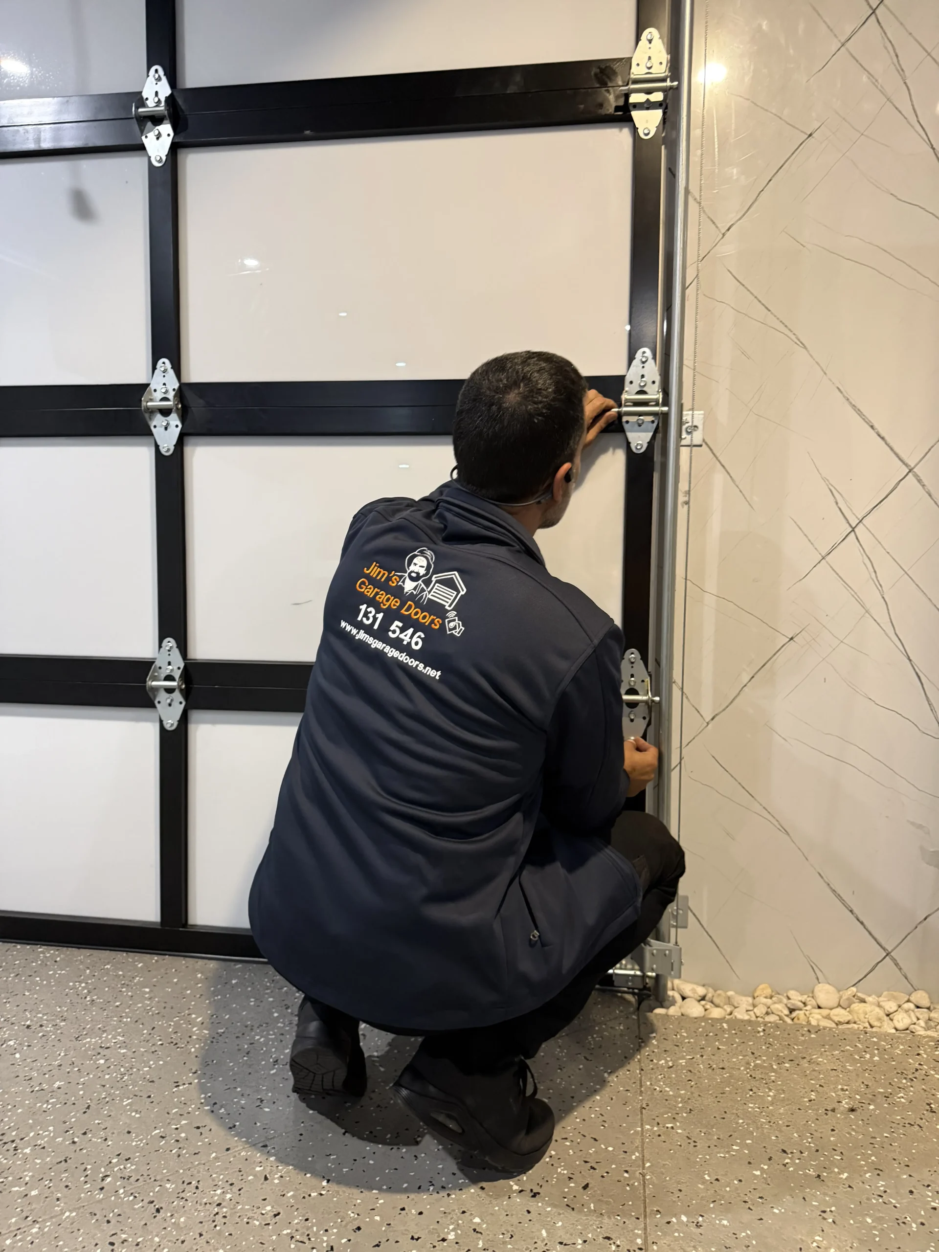 Garage Door Fault Diagnosis Annandale Garage door technician inspection