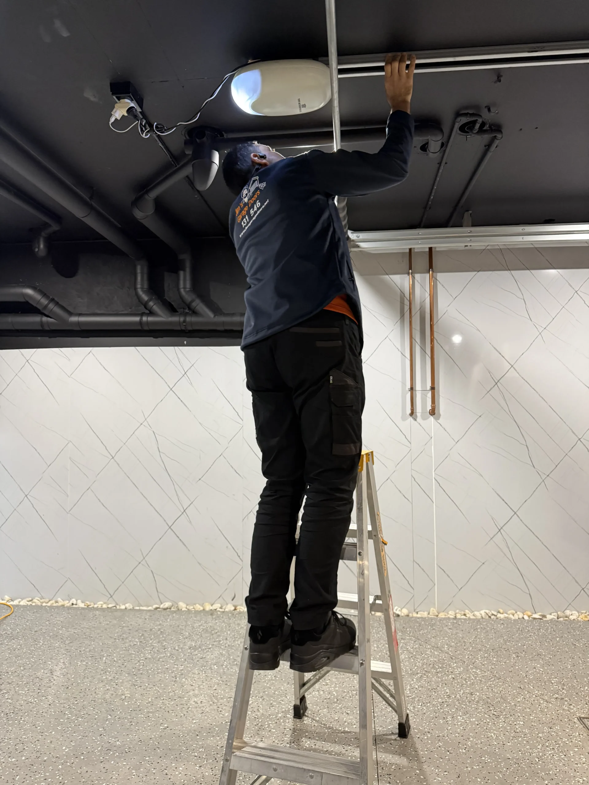 Automatic garage door repairs Macquarie Fields